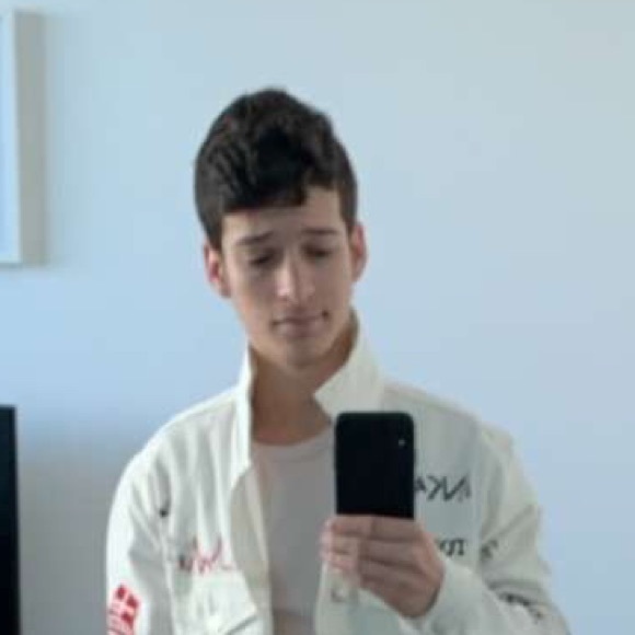 Meet your Posher, Gabriel - Picture 1 of 1